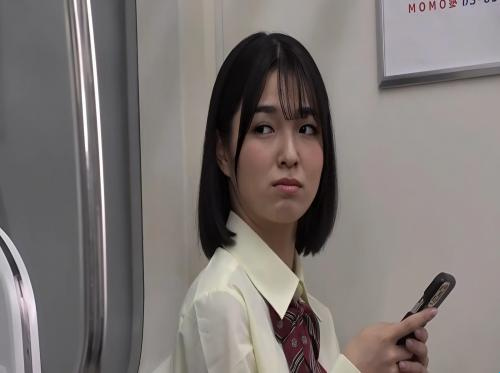 Mag-isang sumakay sa tren ang babaeng estudyante at ang ending