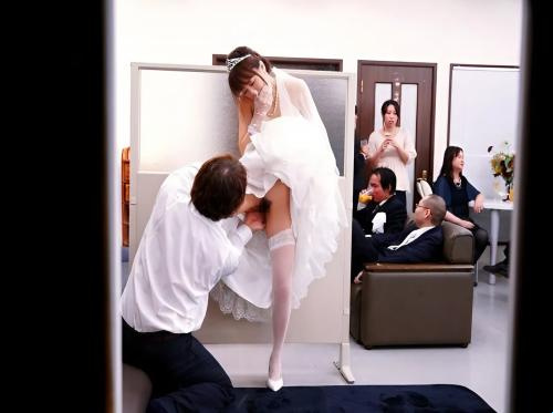 Violar a la novia el día de su boda