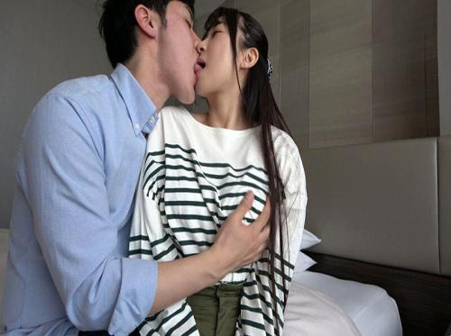 与巨乳妹片冈惠美的难忘约会