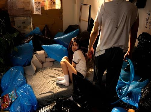 Der Perverse aus der Nachbarschaft und die junge Studentin